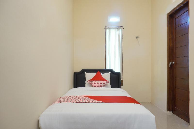 Kejayan Reddoorz At Mahameru Residence Yogyakarta מראה חיצוני תמונה